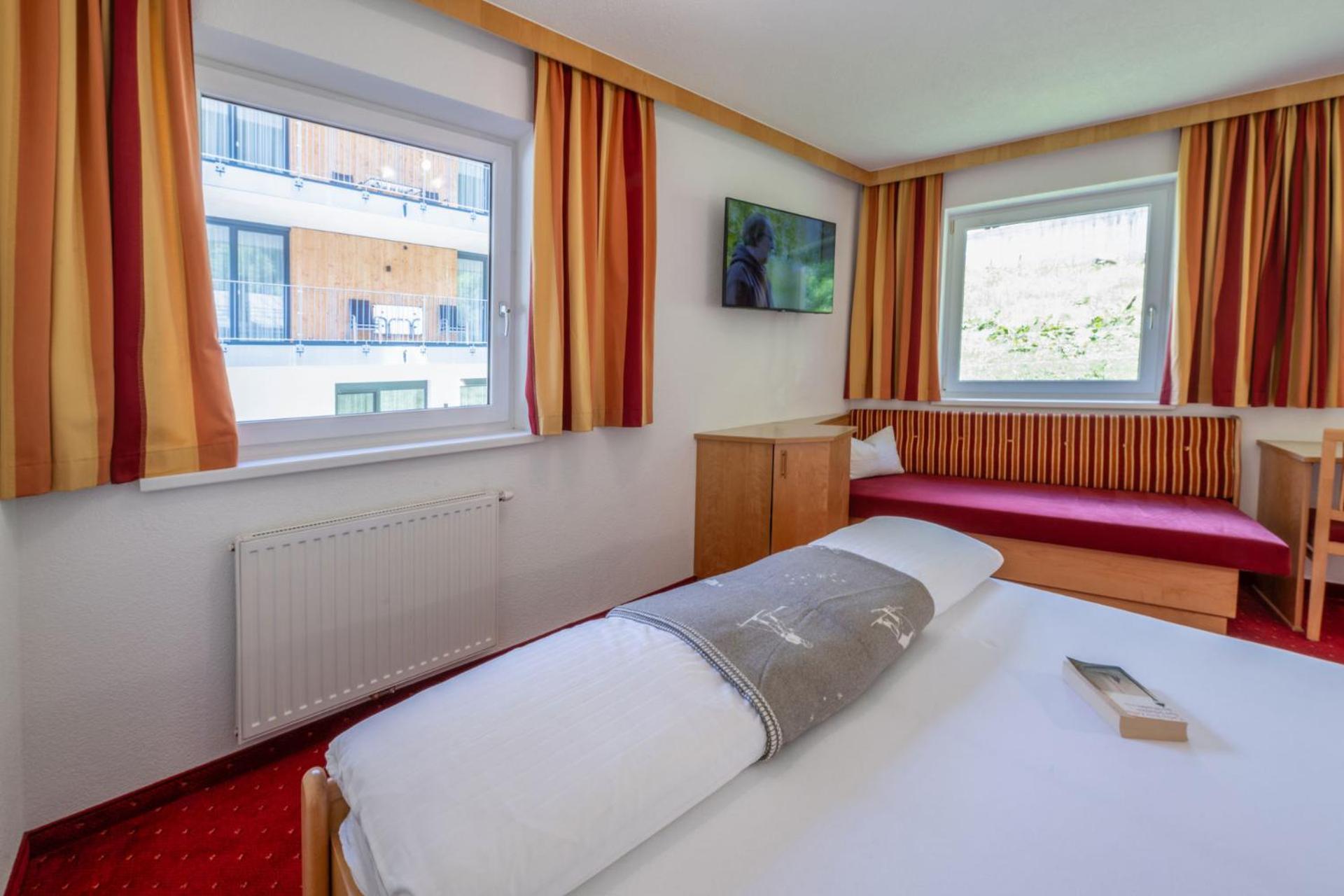 Hotel Haus Waldhof Ischgl Zewnętrze zdjęcie